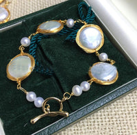 18k Gold Pearl Bracelet