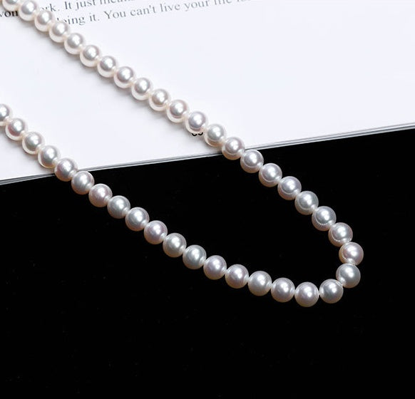 Strong Luster Freshwather Pearl necklace