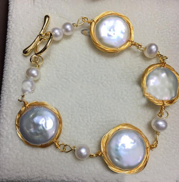 18k Gold Pearl Bracelet