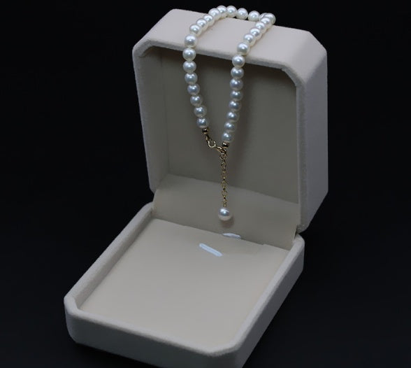 Natural Round Strong Luster Freshwater pearl bracelet
