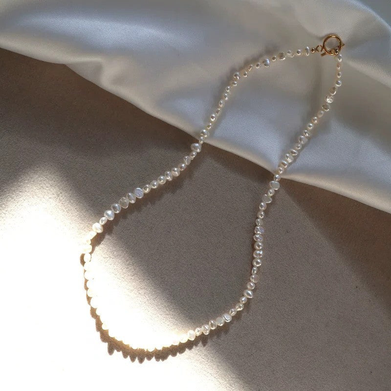 Gold-coated Baroque Pearl Clavicle Chain